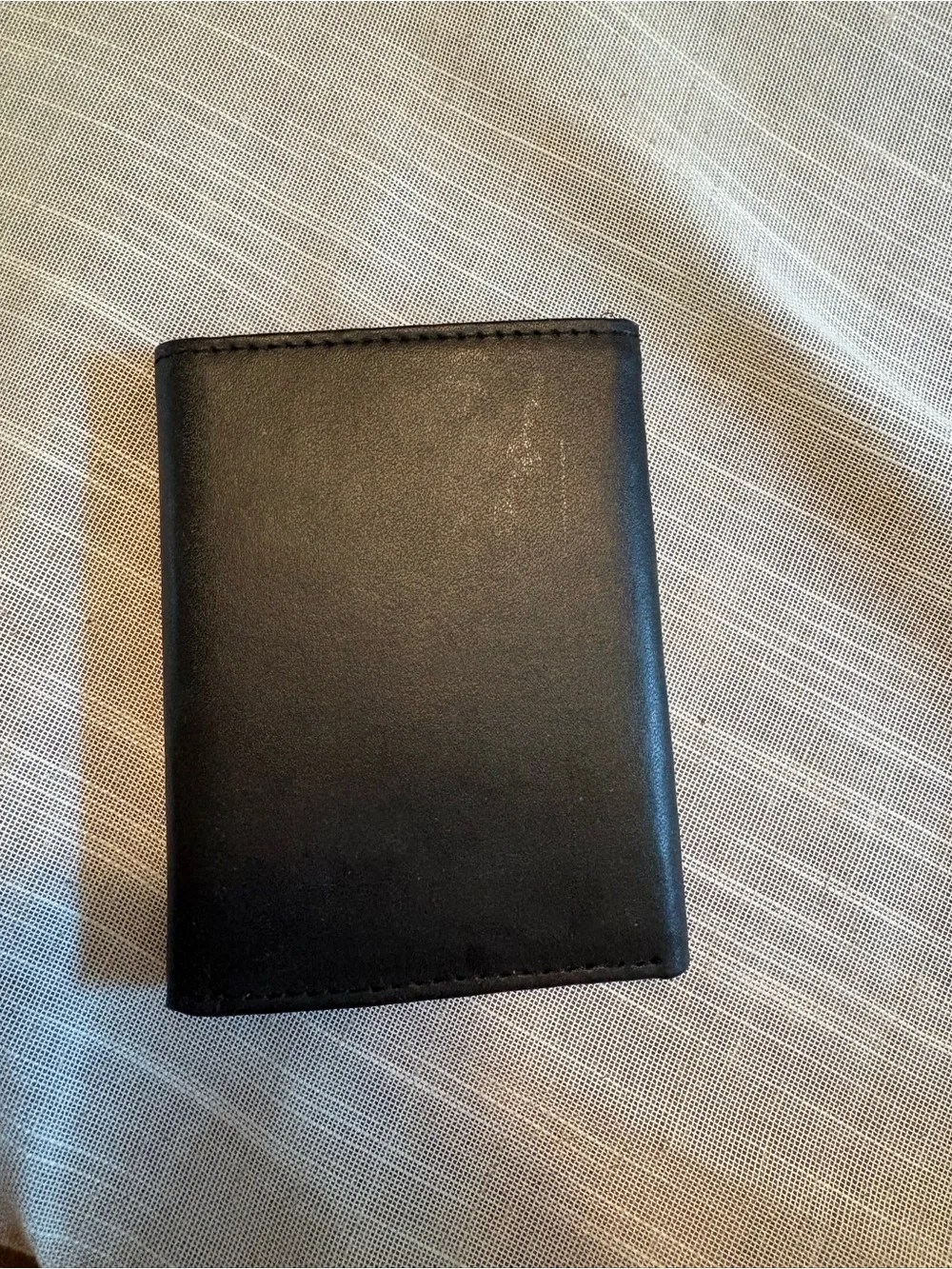 Classic Black Leather Men's Bifold Wallet